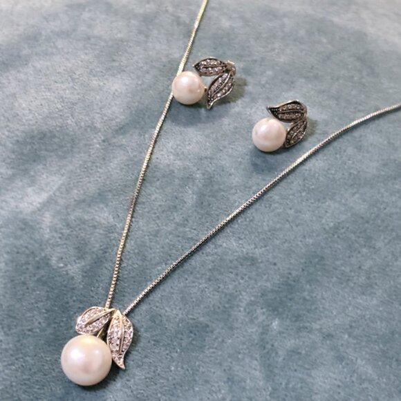 Jewelry - Sterling silver jewelry set